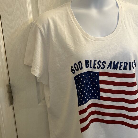 Ladies 2XL God Bless America T-Shirt White USA Flag Graphic Tee 100% Cotton - Picture 10 of 16